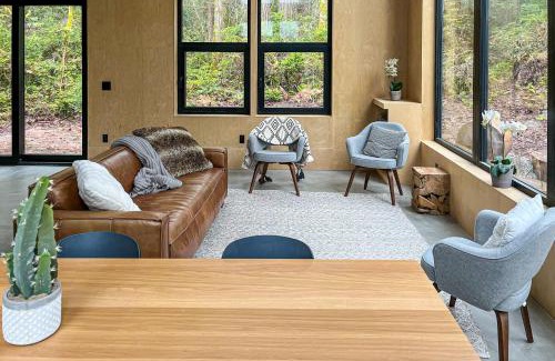 Burley House | Timbers & Tides