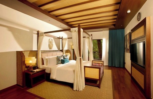 Horur Hotel | Timbertales Luxury Resort Coorg