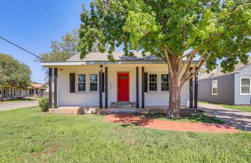 Heart of Lubbock House | Time Machine Games Galore in Lubbock Home By TTU!