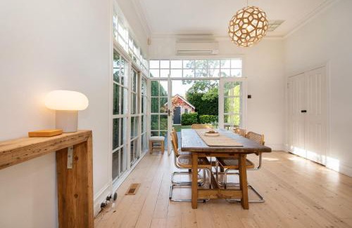 Malvern East House | Timeless Gem in Malvern East