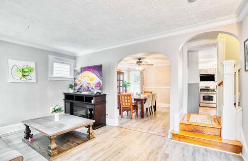 Kearny House | Timeless Terrace on Wilkinson #42171