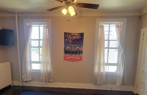 Bay City Apartment | Timeless "Tigers" #16, Great Location!