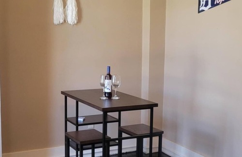 Bay City Apartment | Timeless "Tigers" #16, Great Location!