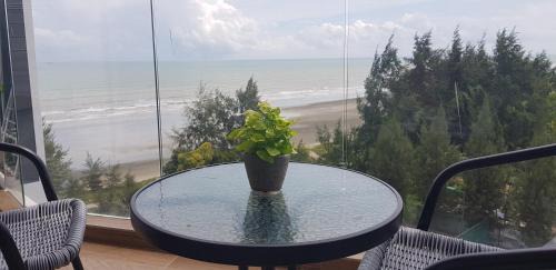 Kuantan Apartment | Timurbay studio apartment facing beautiful beach