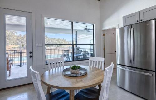 Sabinal House | Tin Cup