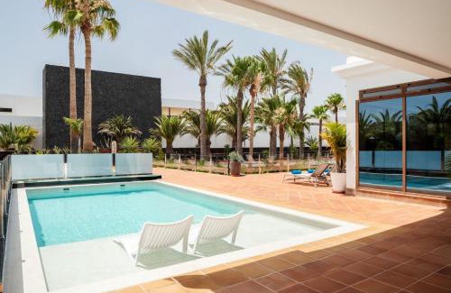 Puerto Calero Villa | TINDAYA by Buenavilla
