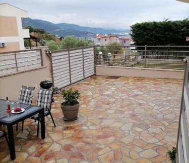 Nea Iraklitsa Apartment | Tini’s Apartment