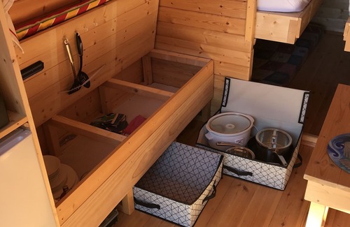 Waikawa Beach Cabin | Tiny beach holiday house an hour from Wellington