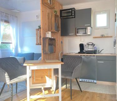 Bad Fallingbostel House | Tiny-Haus Straußenblick 1