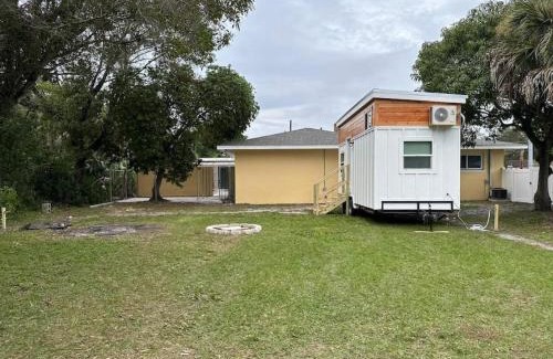 St. Petersburg Apartment | Tiny Home in Downtown St Pete