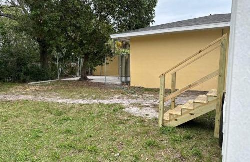 St. Petersburg Apartment | Tiny Home in Downtown St Pete