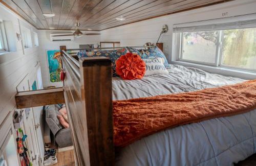 Fort Walton Beach - Destin Apartment | Tiny Home w Great Bay Views Pets Near Eglin Beach