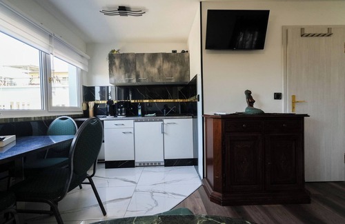 Garden House | Tiny house close to nature with barbecue area - pet-friendly & close to the lake