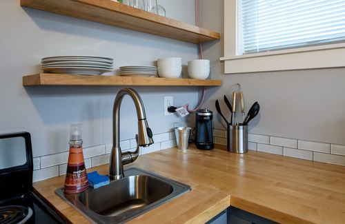 Phinney Ridge Cottage | Tiny House