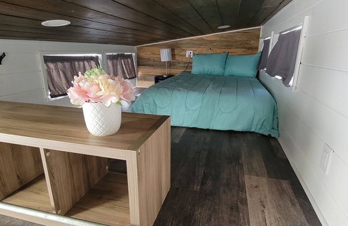 Southwest Raleigh House | Tiny House with 4 beds - 5 minutes from Hwy 440