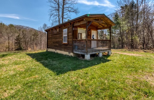 Bristol Cabin | Tiny rustic cabin nestled in the hills around the South Holston Lake dam