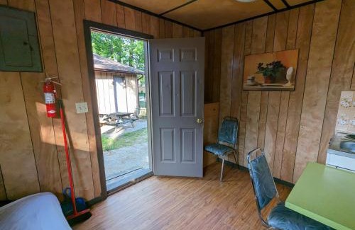 Wasaga Beach House | Tiny Wood Cottage 19
