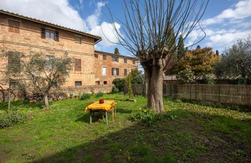 Lucignano d'Arbia Apartment | Tipica casa nelle Crete Senesi