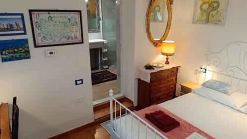 Pugliola Bed & Breakfast | Tipica villetta ligure indipendente arredata con gusto e comfort 1 camera da letto parcheggio interno zona Lerici Monti San Lorenzo