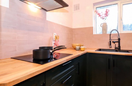 Bowness-on-Windermere House | TIPSY BEE, pet friendly in Bowness-On-Windermere