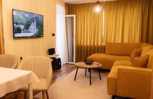 Veliko Tarnovo Apartment | Tirol Home - Apartment