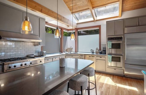 Santa Rosa House | Titan: Theater, Heated Pool, Gym, Billiards