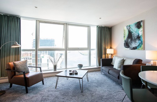 Cathedral Quarter Condo | Titanic & City Views, Ultra Luxury City Parking