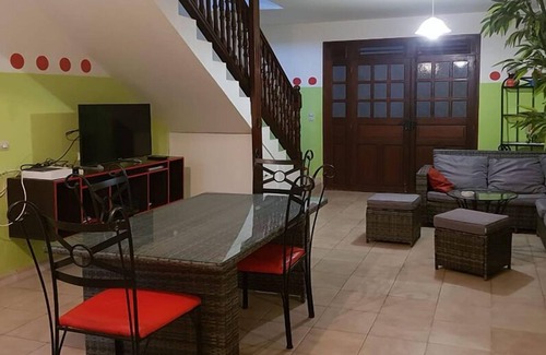 Sainte-Anne Apartment | TITIRI apartment with terrace and garden