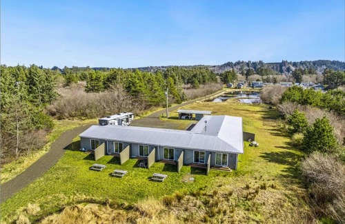 Grayland House | Tiverton Condo