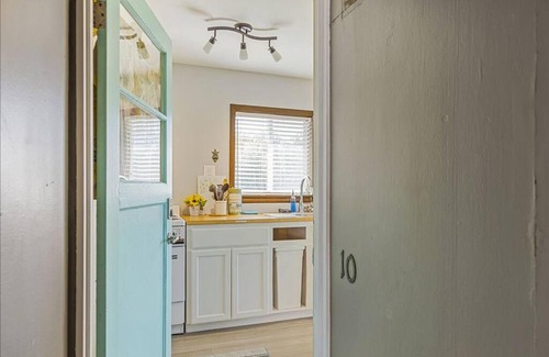Grayland House | Tiverton Condo