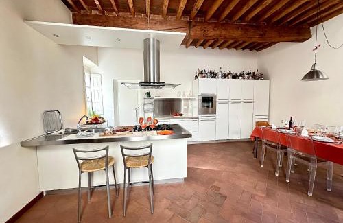 Lucca Historical Center Apartment | Tizzi's Home