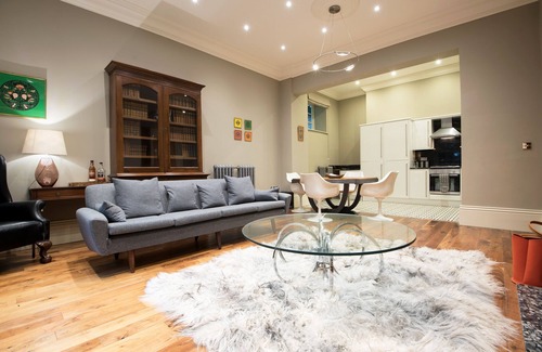 Durham Apartment | Toast Lettings | Apartment 1 The Grove minutes walk from Durham City