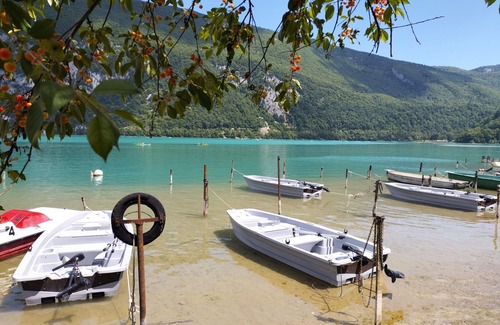 Novalaise RV Rental | Toba-Site-Superior-Communal washrooms