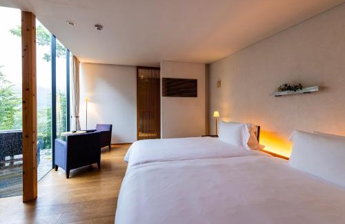 Tobe-cho Hotel | tobeオーベルジュリゾート