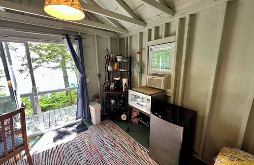 Orland Cottage | Toddy Pond Pinetree Cabin-Stunning views,water fun,close to coastal towns, parks
