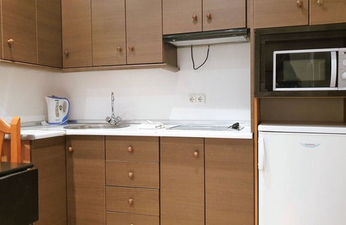 Pradollano Apartment | TODOSIERRANEVADA-EDIF. ALHAMBRA WITH WIFI-LOW AREA NEXT TO THE TELECABINES