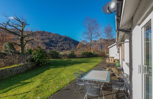 Chapel Stile House | Toffee Cottage - Two Bedroom House, Sleeps 4