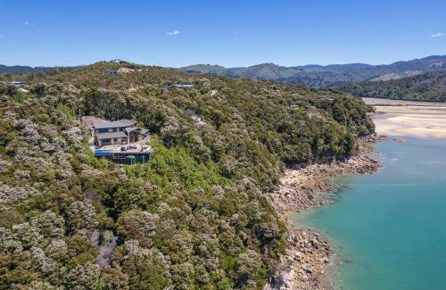 Ngaio Bay Villa | Tokongawa Retreat