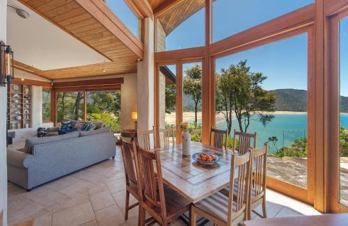 Ngaio Bay Villa | Tokongawa Retreat