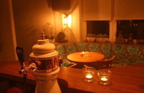 Backemoor House | Tolles Ferienhaus für 18 Personen in Ostfriesland mit Kino, Bar, Sauna und Whirlpool