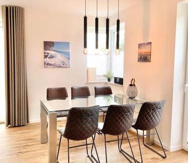 Fedderwardersiel House | Tolles Ferienhaus freistehend mit Sauna und Kamin