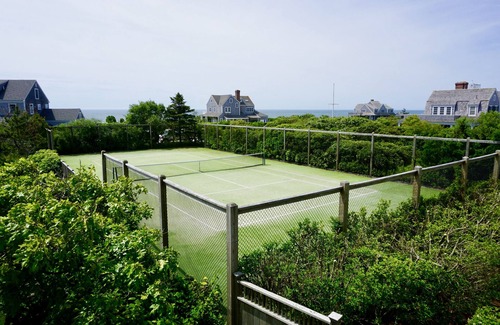 Tom Nevers House | Tom Nevers Estate, Ocean View, Steps to the Beach, Private Pool and Tennis Court