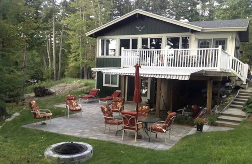 Gilford House | Tom’s Cabin Lake Winnipesaukee