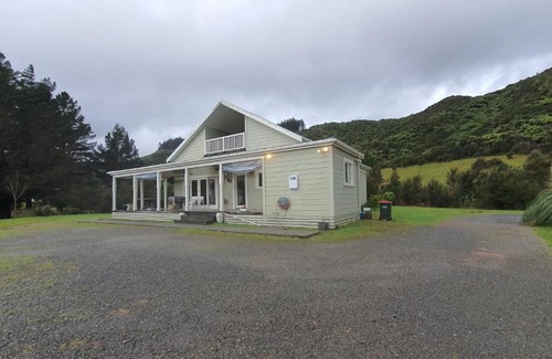 Lower Hutt Villa | Tōmairangi Homestead - Relocated semi-rural villa