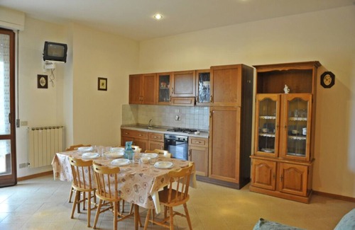Tuoro sul Trasimeno Apartment | Tommaso 5 - Three Bedroom Apartment, Sleeps 6
