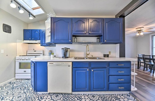 Tonawanda Apartment | Tonawanda Apartment Steps to Niagara River!