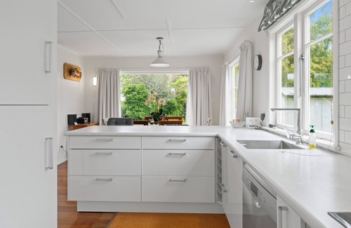 Turangi House | Tongariro Base Camp - Turangi Holiday Home