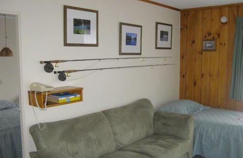 Turangi Hotel | Tongariro River Motel
