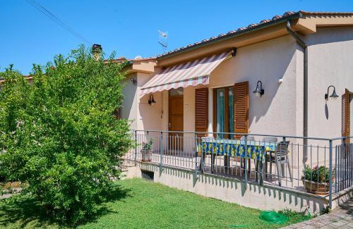 Gavorrano Apartment | Tonini House