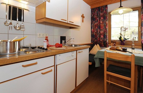 Galtur Apartment | Top equipped apartment in a prime location, 3-4 people, sauna, Wi-Fi for free, entrance cross-country ski trail /winter hiking trail, beds in excess length 2.20 m - Apart Zimalis *
